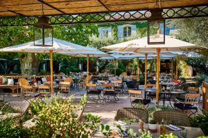 Terrasse La Table Estoublon
